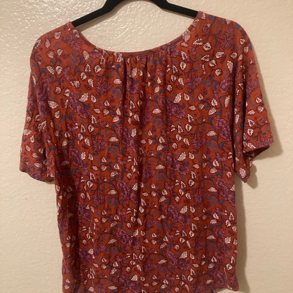 Lucky Brand Brown and Orange Flutter Sleeve Blouse - Picture 2 of 3